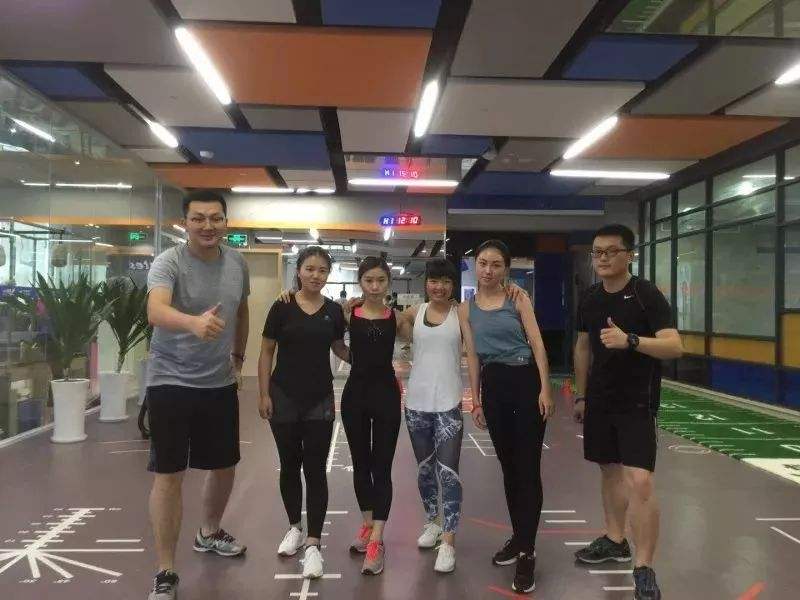 力求学深悟透推动入脑入心